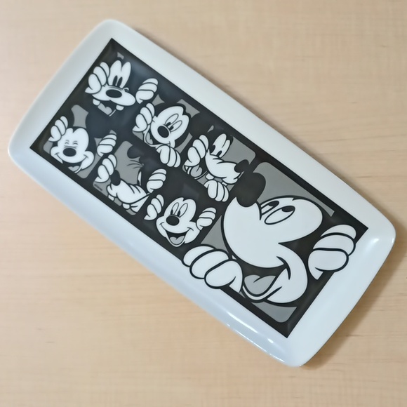 Mickey Mouse Goofy Grid Black White Ceramic Serving Platter Tray Plate - Picture 1 of 6